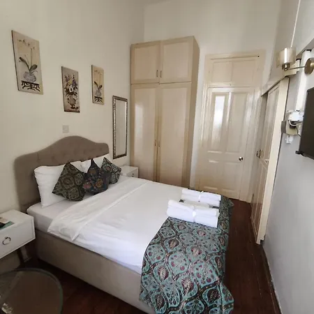 Botel Deniz Boutique *