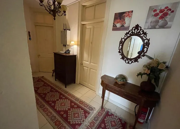 船上ホテル Deniz Boutique キレニア